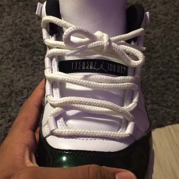 Too small - Picture 6 of 7